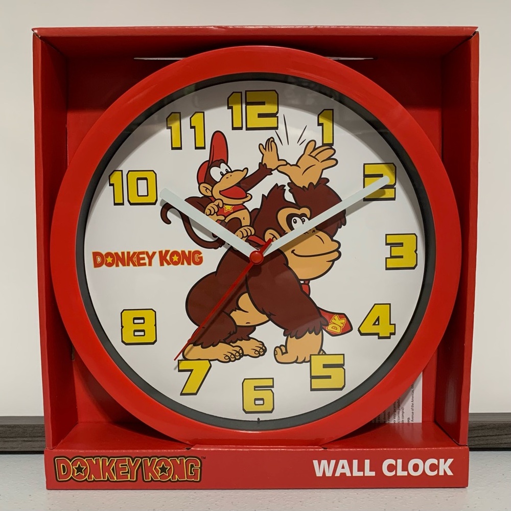 Donkey Kong Analog Wall Clock-New in Box